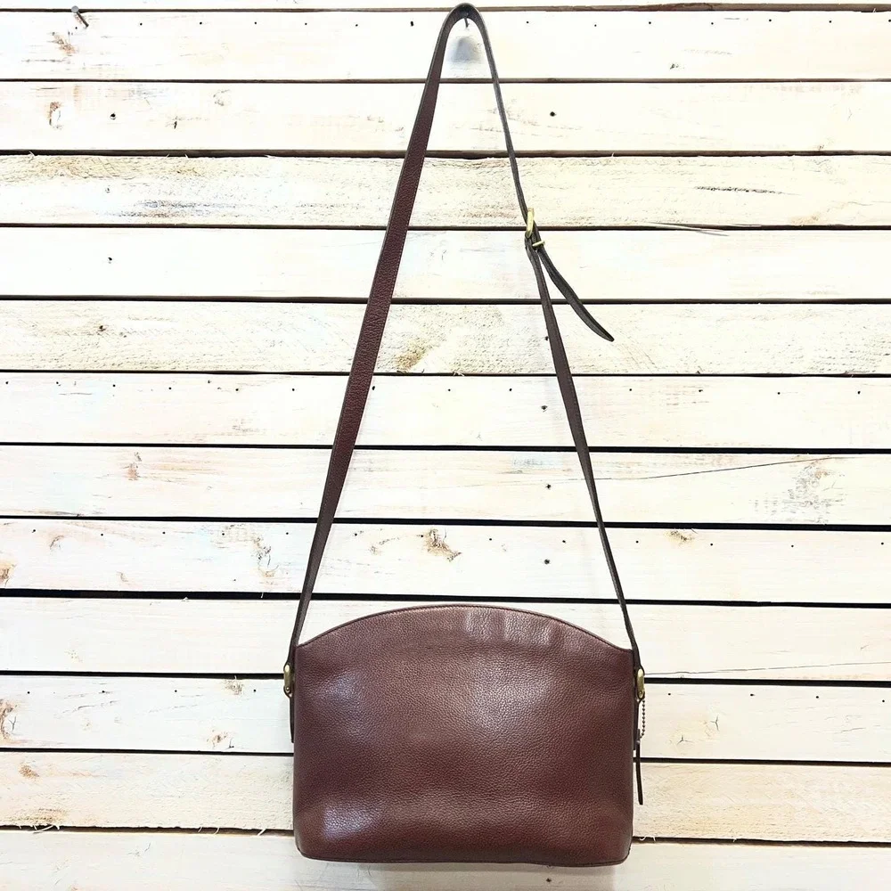 Vintage Coach 3205 Brown Leather Crossbody Shoulder Bag Italy Classic 90s
